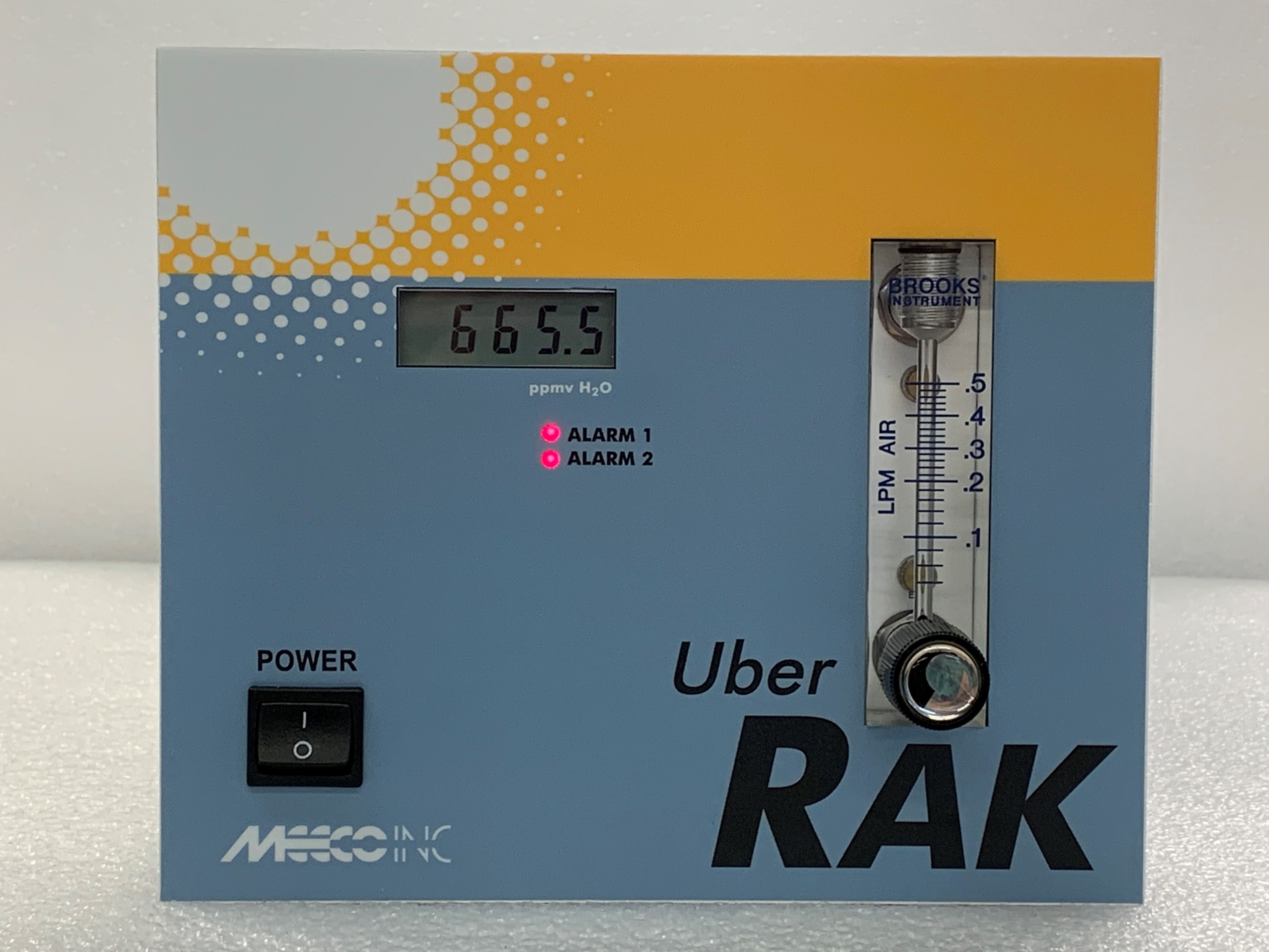 Uber RAK（五酸化二リン式パネル・ラック設置型水分計）